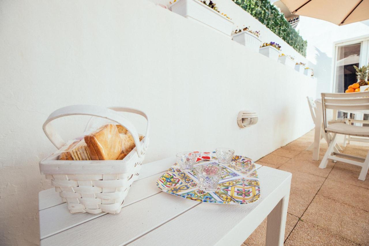 Maria House With Private Garden Olbia Exterior photo